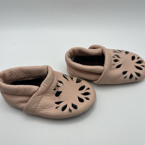 Baby Light Pink Leather Moccasins with Laser-Cut Detail, Size 6-12 Months - Picture 4 of 7