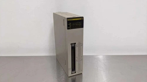 Omron CS1W-OD231 Output Module
