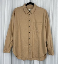 Universal Thread Women’s Sz M Beige Oversize Fit Button Up Cotton Flannel Shirt