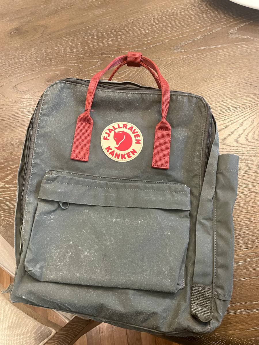 Fjallraven - Kanken Classic Pack grey with red straps 643412563550