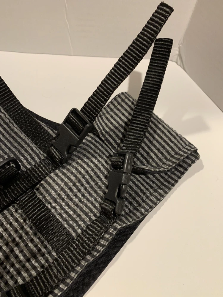 Dog Harness Size S/M Black Pinstripe Novelty