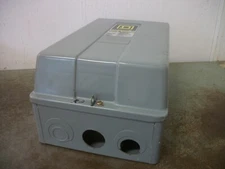 SQUARE D ENCL 30AMP 8POLE LIGHTING CONTACTOR 8903LX080 120VCOIL