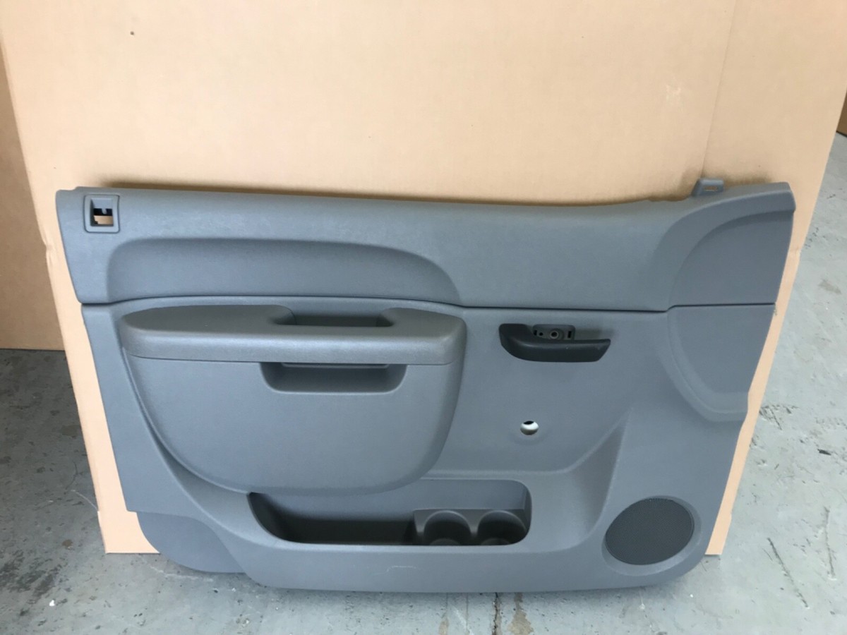 Oem Gm interior front door trim panel left drivers side 23402962