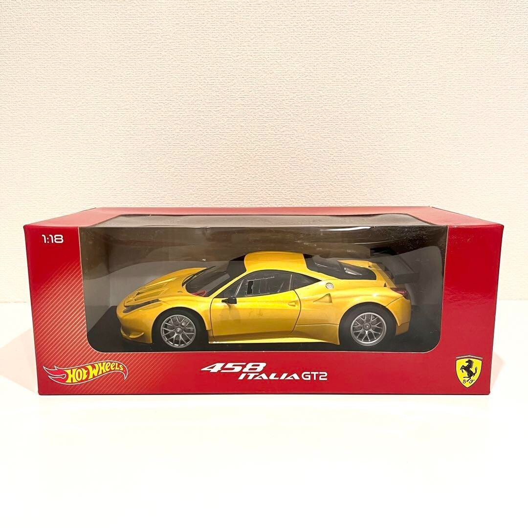 Hot Wheels Ferrari 458 Italia GT2 Yellow 1:18 Scale Die-Cast