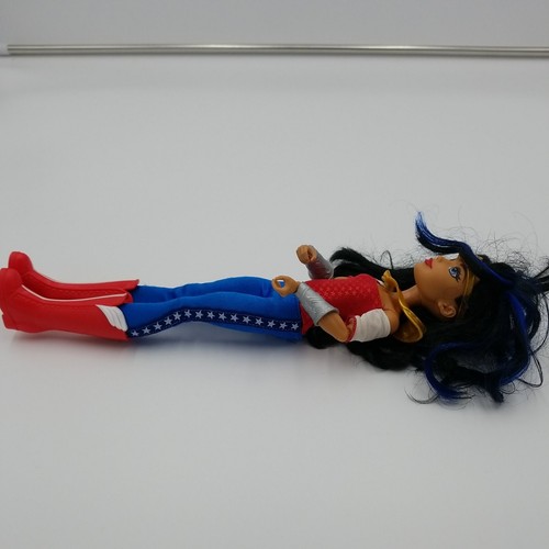Action figure DC Comics Super Hero Girls Wonder Woman 12" bambola 2015 Mattel - Foto 10 di 11
