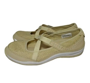 Natural Sport 'Mirrors' w/ Dr. Scholl's Gel Massaging ...