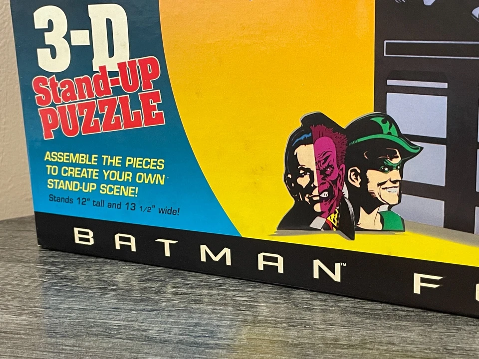 Batman Forever Rompecabezas 3D 12" x 13" Baticueva Oculta 1995 De Colección Milton Bradley SELLADO Foto 3 de 4