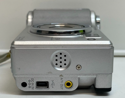 Fujifilm Finepix E Series E510 5.2MP Digital Camera - Silver for