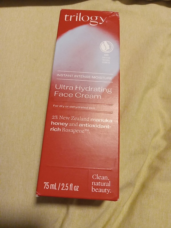 Trilojy instant Intense Moisture  Ultra Hydrating Fac Cream
