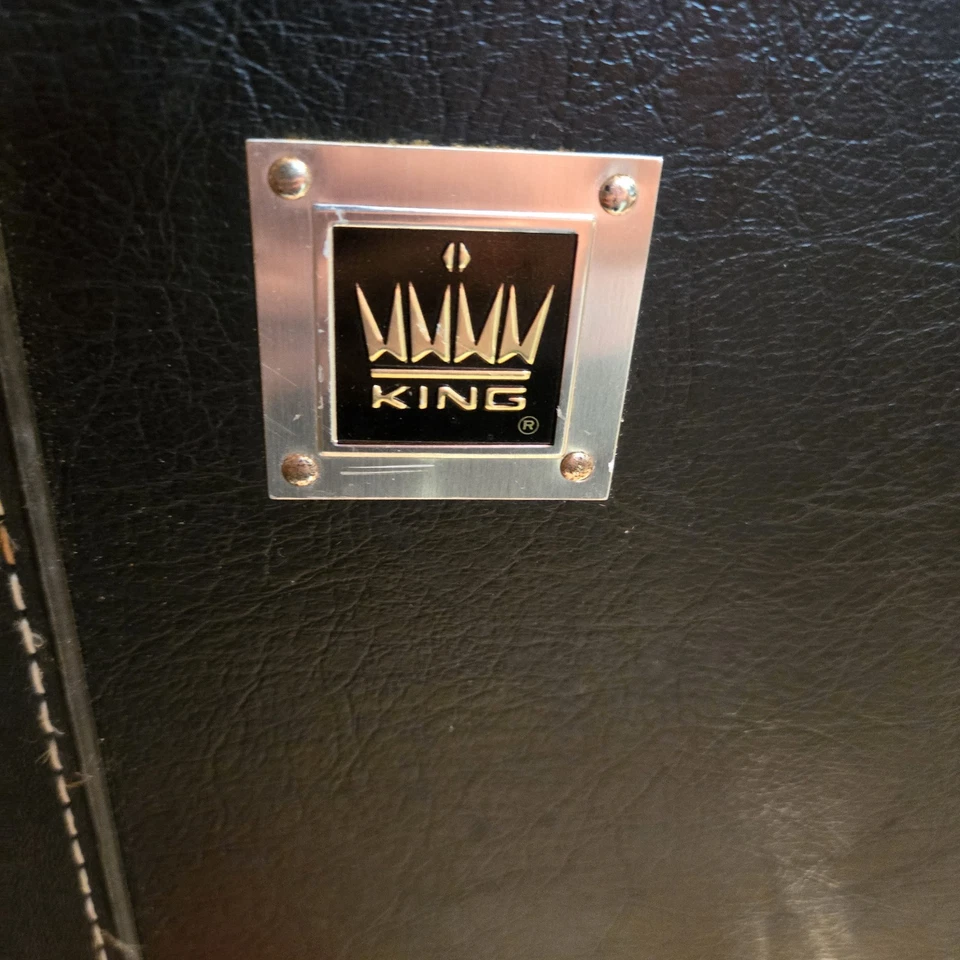 Trompeta King Tempo Vintage Años 70, 2 Tonos SN 557902 Estuche Original Y Extras Foto 3 de 4