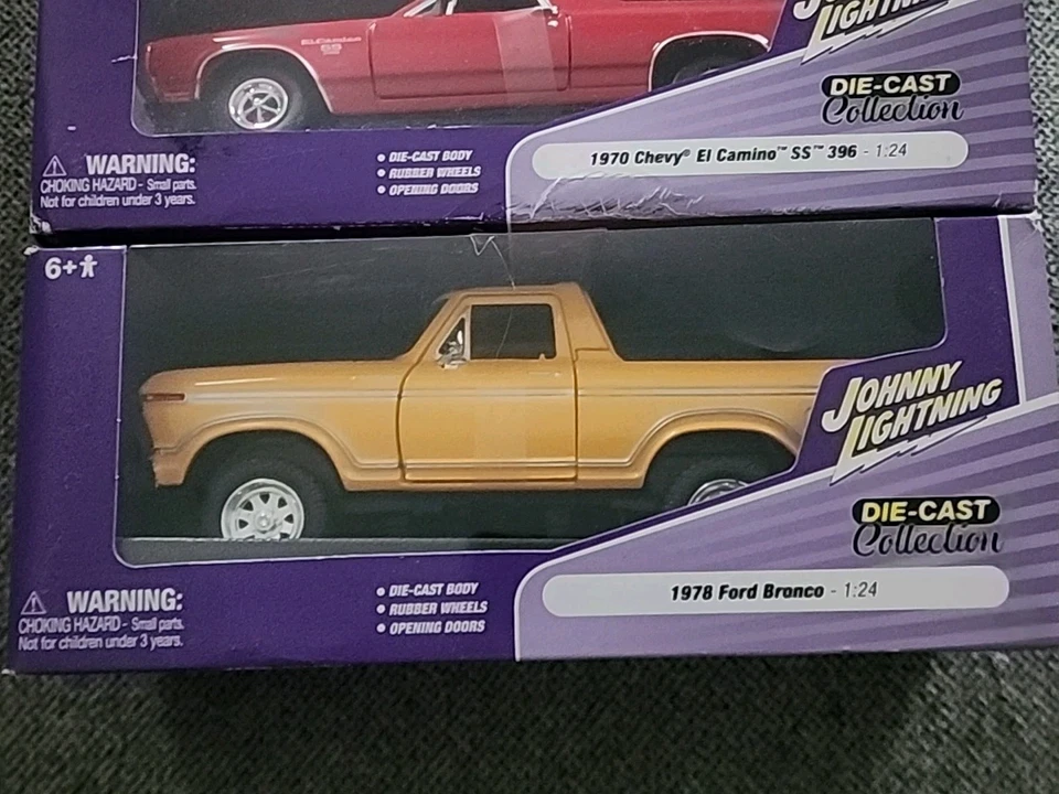 Johnny Lightning 1:24 1978 Ford Bronco y 1970 El Camino Die Cast Collection Nuevo Foto 4 de 4