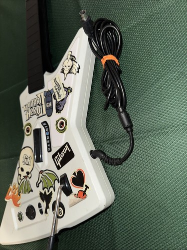 RedOctane 95065 Gibson X Plorer Guitar Controller for Microsoft Xbox - Picture 3 of 12