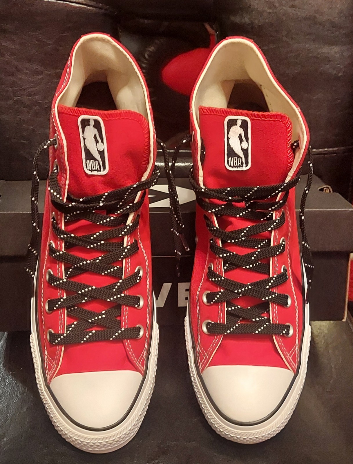 Converse All Star Hi Chicago Bulls NBA Custom Red High Top Men's US 12 M9621 thumbnail 3