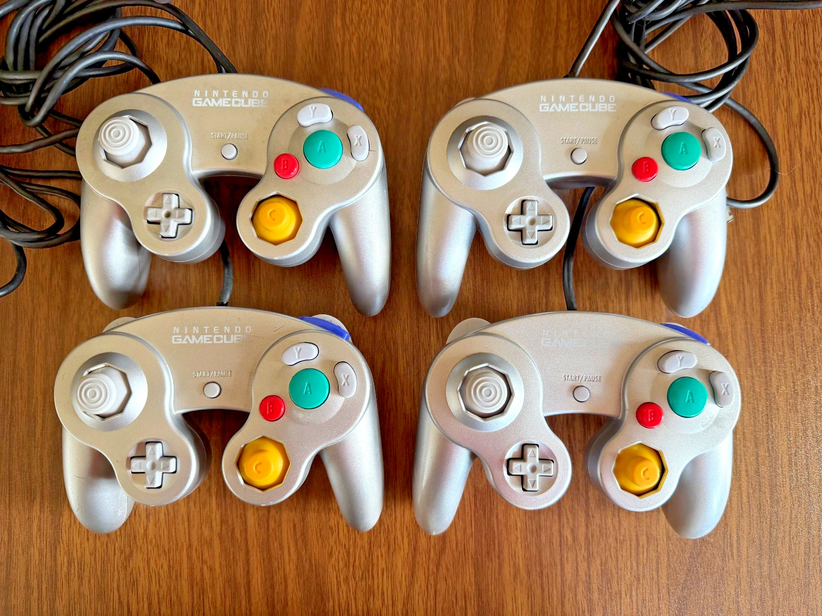 Official Nintendo GameCube Controller (Silver) OEM Remote DOL-003, QTY x (4)