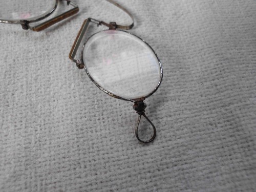 PINCE NEZ GLASSES SPECTACLES within VINTAGE OPTICIANS HARDCASE - Picture 7 of 10