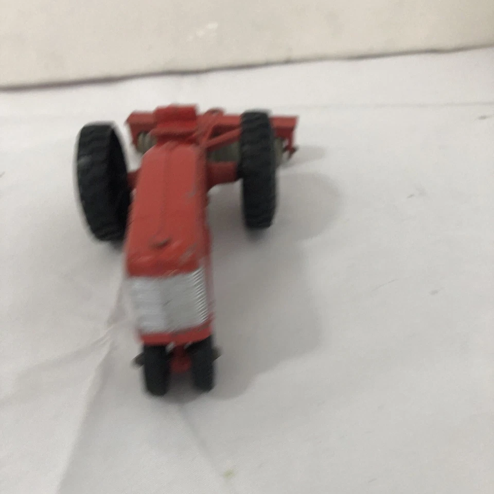 Tractor de granja rojo de juguete Hubley Kiddie de colección con rodillo un accesorio fundido a presión años 60 Foto 4 de 4