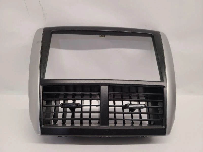 2011 2012 2013 SUBARU FORESTER RADIO VENT TRIM BEZEL - Image 4 of 4