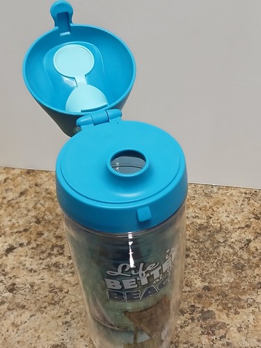 Tervis Tumbler 20 oz Life is Better at the Beach Water Bottle Cup With Lid - Picture 6 of 9