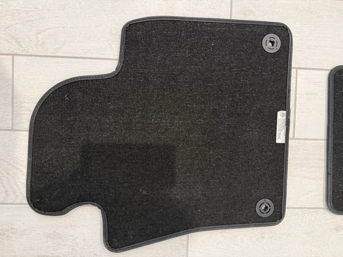 Volkswagen Tiguan 2009-2017 OEM Carpet Floor Mats Set of 4 5N0.864.452 - Picture 9 of 14