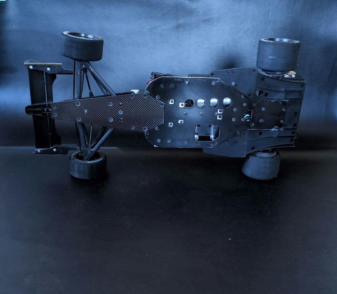 京商Ferrari F1 1/8スケール グローエンジン