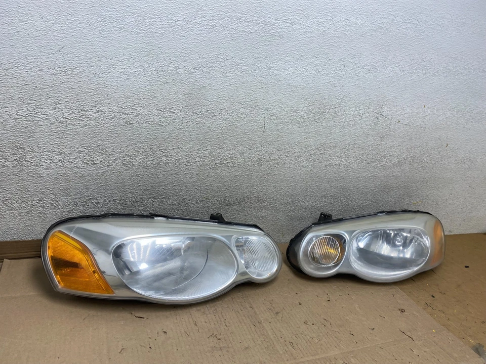 Faros laterales izquierdo+derecho Chrysler Sebring 2004 2005 2006 U6732 DW Foto 3 de 4