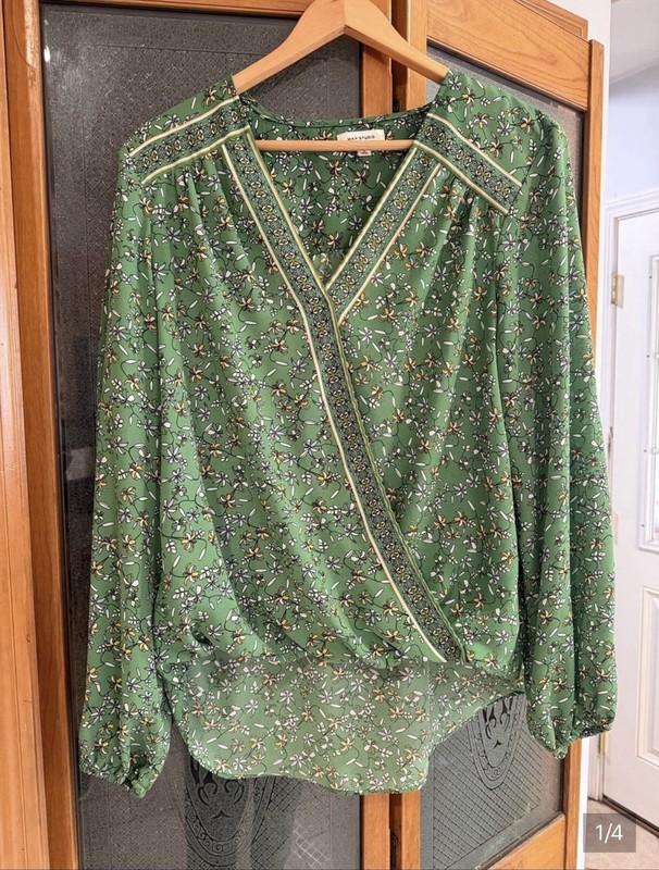 Max Studio Women's Green Floral V-Neck Long Sleeve Pullover Blouse Size L