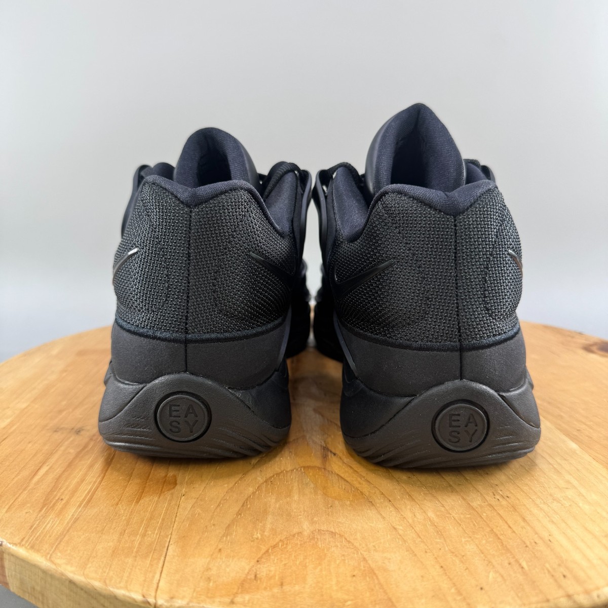 Nike KD 18 Team Issued PE Mens Size 13 BasketBall Shoes  display picture 2