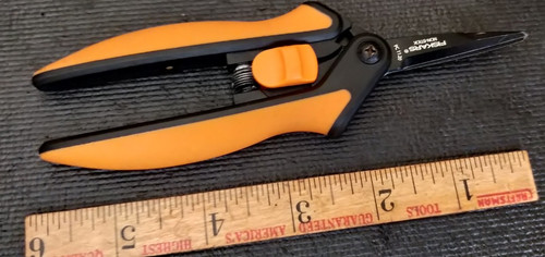 Fiskars Stainless Steel Micro-Tip Rose Pruning Garden Shears, Black-Orange, 6x1.
