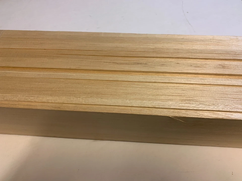 Lot of 5/16" x 3" x 36" Masters Grade Balsa Wood Strips Sheets MRC 16 Pieces - Image 4 of 4