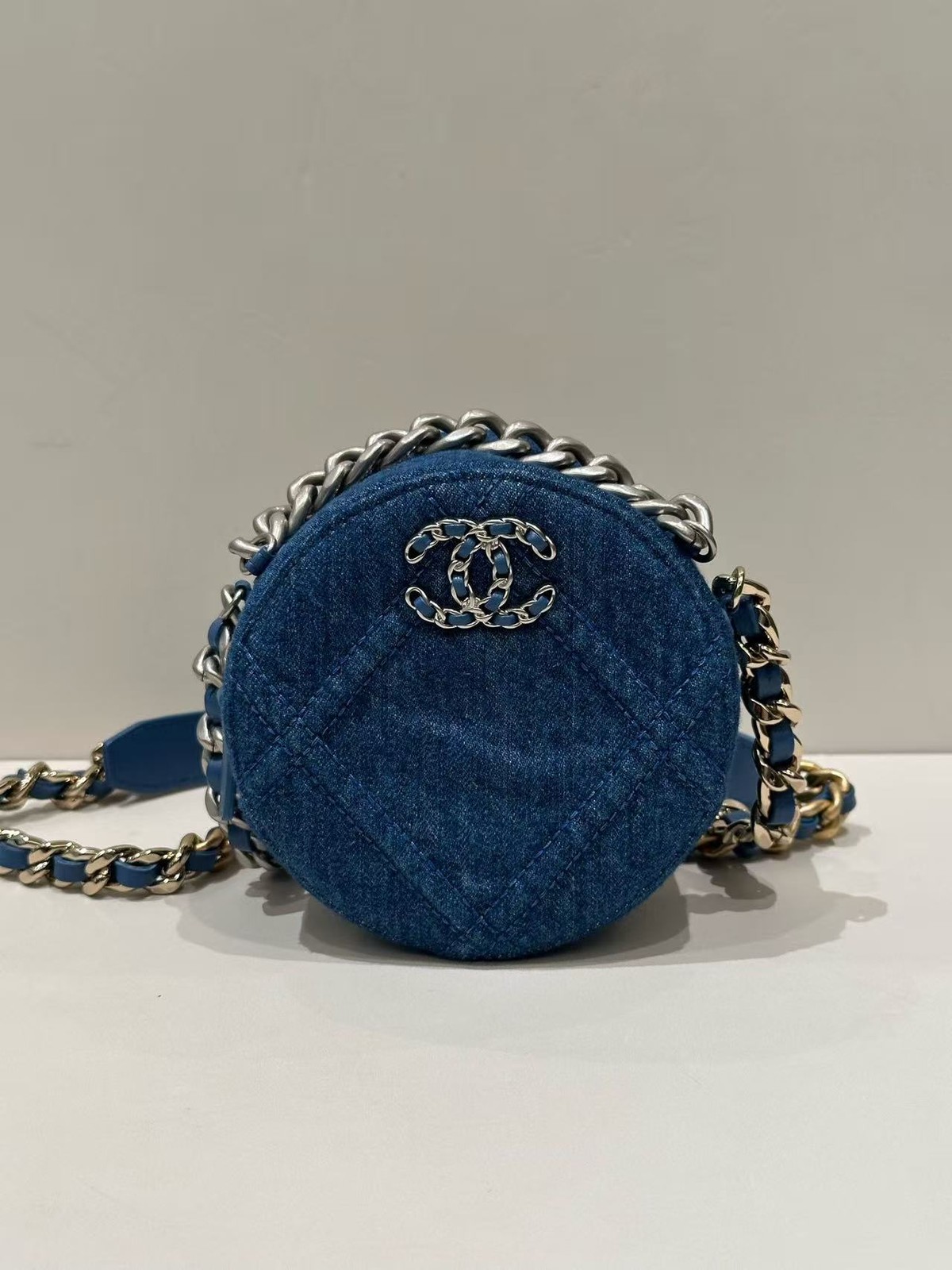 Chanel Round Coin Purse Blue Denim Quilted Interlocking CC Chain Bag — image 3