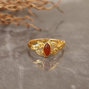Authentic Gold Plated Red Garnet Ring Marquise Cabochon Floral Leaf Nature Band Ring