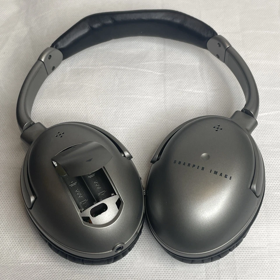The Sharper Image Quiet Place Noise Cancelling Wired Headphones in Case w Extras - Image 2 of 4