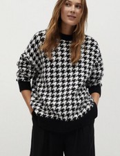 Mango Dogs tooth Oversized Jumper Size S