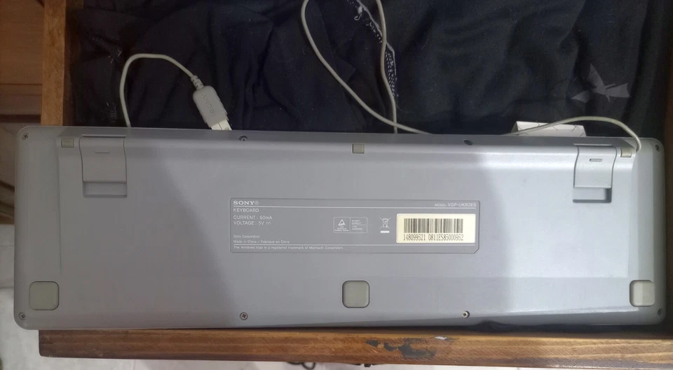 SONY VAIO VGP-UKB3ES TECLADO USB KEYBOARD MECHANICAL PLATE Ñ ESPAÑA PC DESKTOP - Immagine 2 di 3