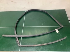 06-11 Civic 2dr coupe Left  Window Run Channel Molding Glass Guide Rubber Seal