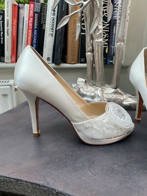 diane hassall shoes