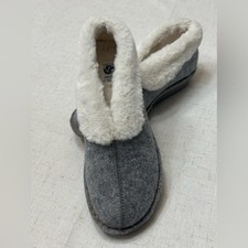 Cloudsteppers by Clarks Gray and Tan Loafers