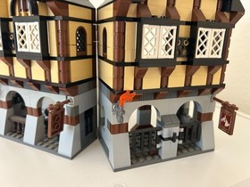 LEGO Castle: Medieval Market Village (10193)