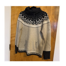 Womens M Gray/Black/White Fair Isle Knit Cowl...
