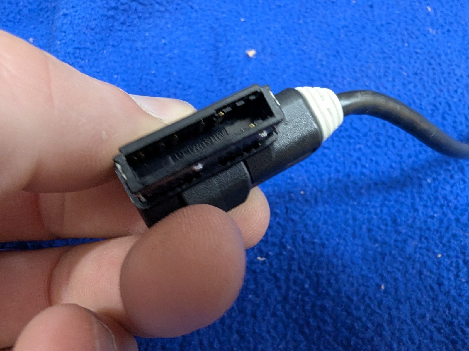 GENUINE AUDI lamborghini apple iphone lightning interface mmi adapter oem