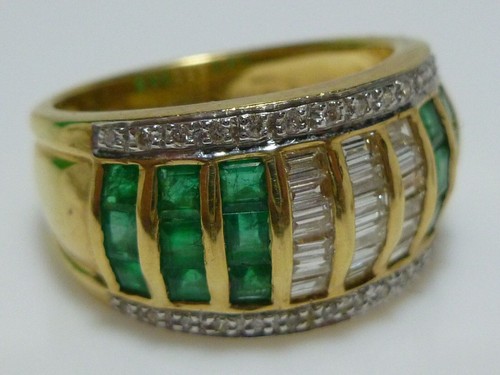 HOLLYWOOD JEWELS 18K YELLOW GOLD EMERALD DIAMOND .80CT RING BAND RETAIL $4500 - Picture 3 of 5