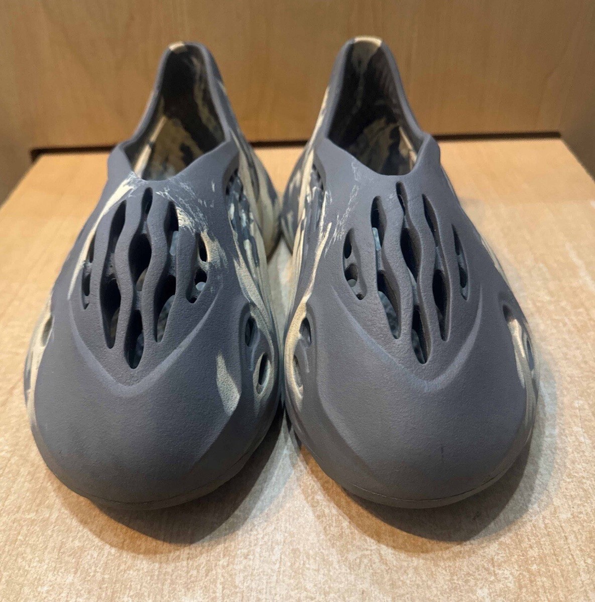 Adidas Yeezy Foam RNNR MXT Moon Grey Size 10 GV7904 | eBay