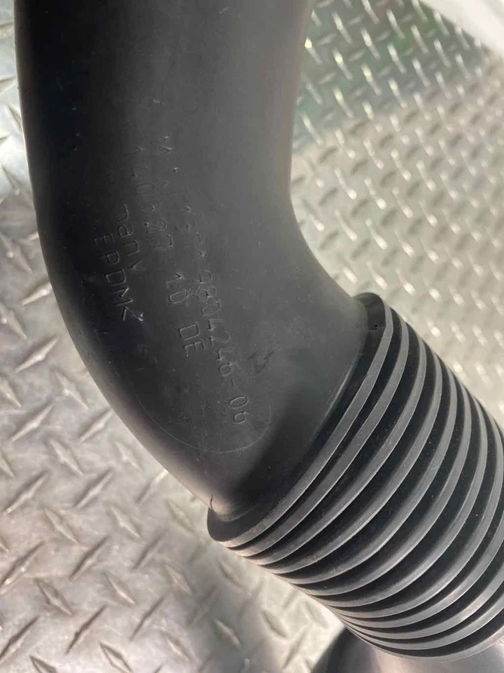 11-15 MINI COOPER COUNTRYMAN R60-R61 AIR INTAKE HOSE PIPE LINE 13719804246 OEM - Image 3 of 4