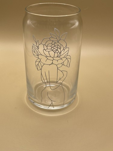 16 oz Beer Glass Can Shaped-nude Female Body OutlineW/Flowers  - Afbeelding 1 van 4