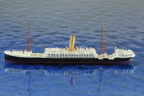 Scharnhorst Manufacturer CM 132, 1:1250 Ship Model - Picture 2 of 2
