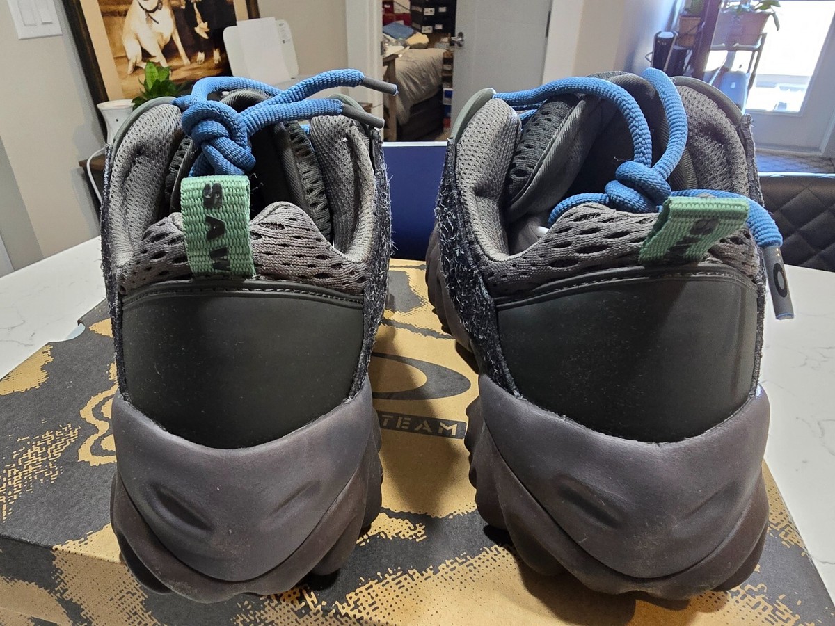Oakley Factory Team Chop Saw X BRAIN DEAD MENS SIZE 10 HIKING BOOT 