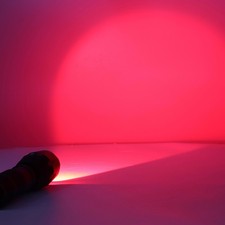 ↑LED Hunting Flashlight Red Light Flashlight Telescopic Zoom Hunting Animal