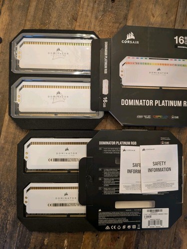 Corsair Dominator Platinum RGB 32GB (4x8) DDR4 3600MHz CMT32GX4M2D3600C18W WHITE - Afbeelding 3 van 6