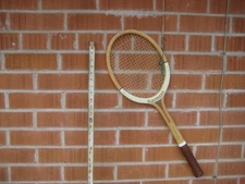 Vintage ** SLAZENGER *** Wooden Tennis Racket ENGLAND