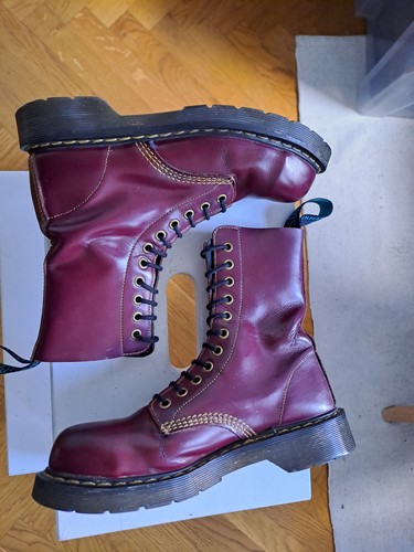 Botas Solovair Southerner UK5 38 US7 Hechas en Inglaterra 11 Ojos Puntera de Acero Dr Martens - Imagen 14 de 21